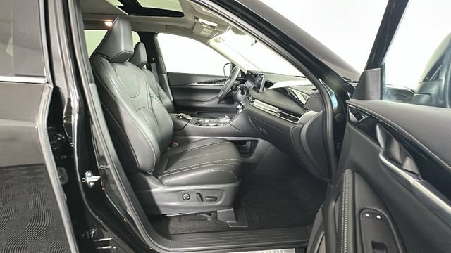 Used 2025 INFINITI QX60 Pure AWD/4WD image 31