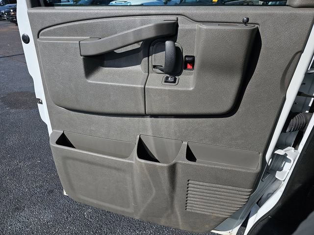 Used 2024 GMC Savana 2500 w/ Driver Convenience Package image 30