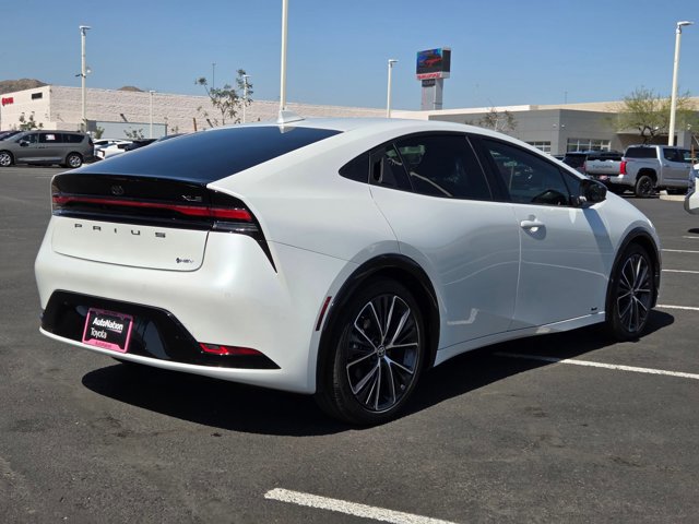 Used 2024 Toyota Prius XLE image 5