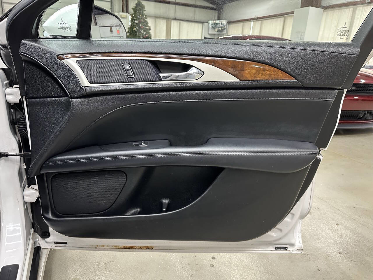 Used 2017 Lincoln MKZ Reserve w/ Technology Package image 16