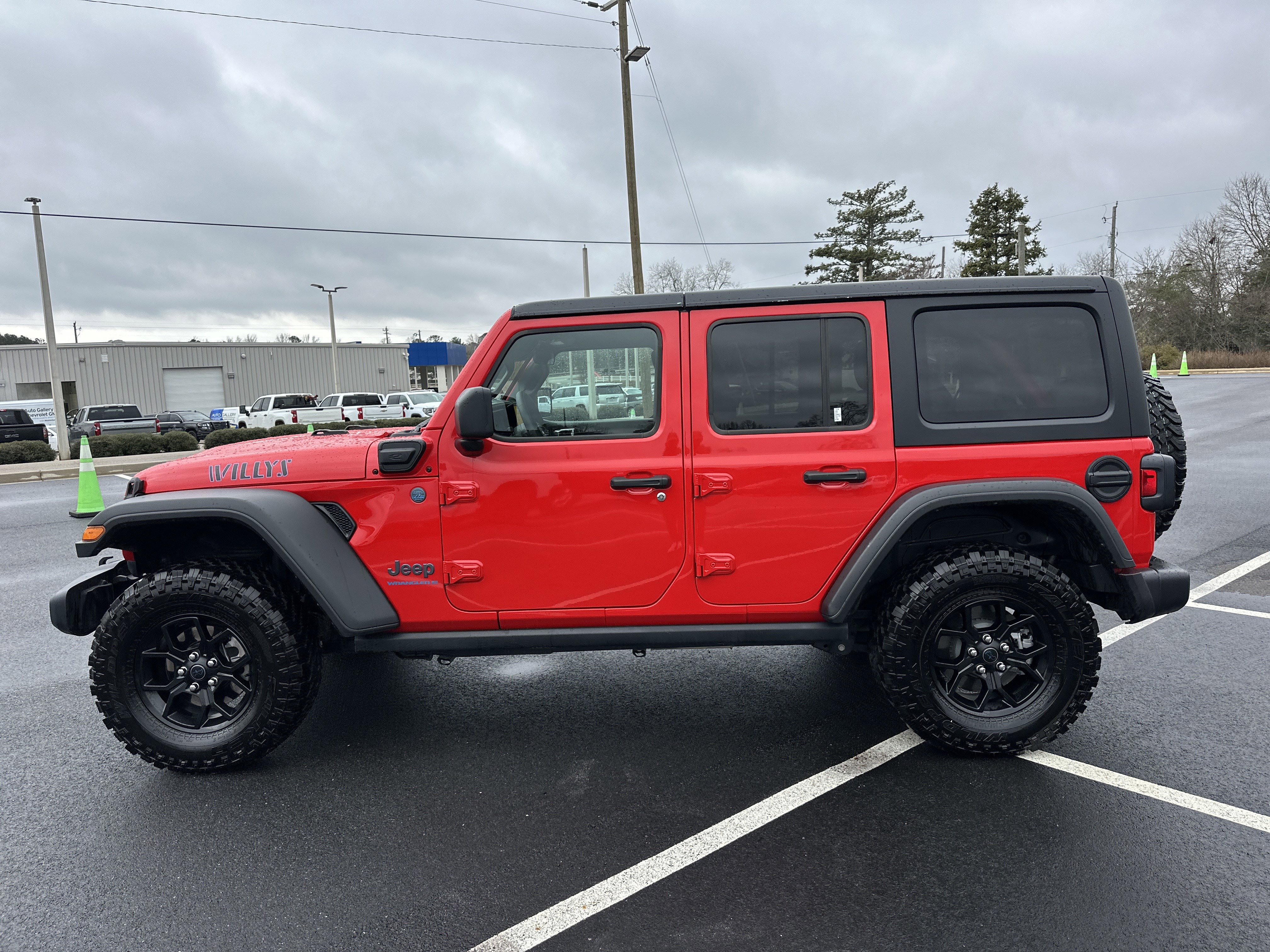 Used 2025 Jeep Wrangler Unlimited Sport S 4xe image 9