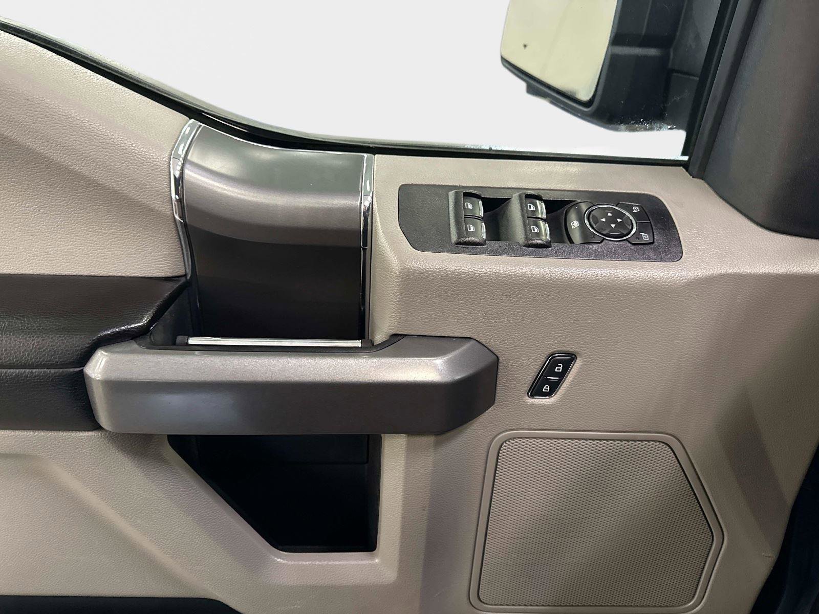 Used 2018 Ford F150 XLT w/ Equipment Group 302A Luxury image 19