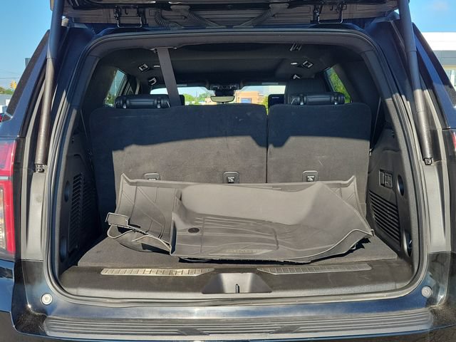 Used 2023 Chevrolet Tahoe Premier w/ Premium Package AWD/4WD image 32