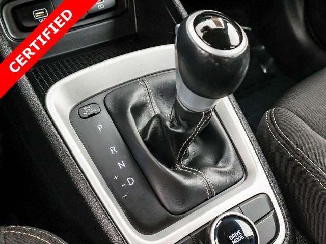 Certified 2023 Hyundai Venue SEL image 24