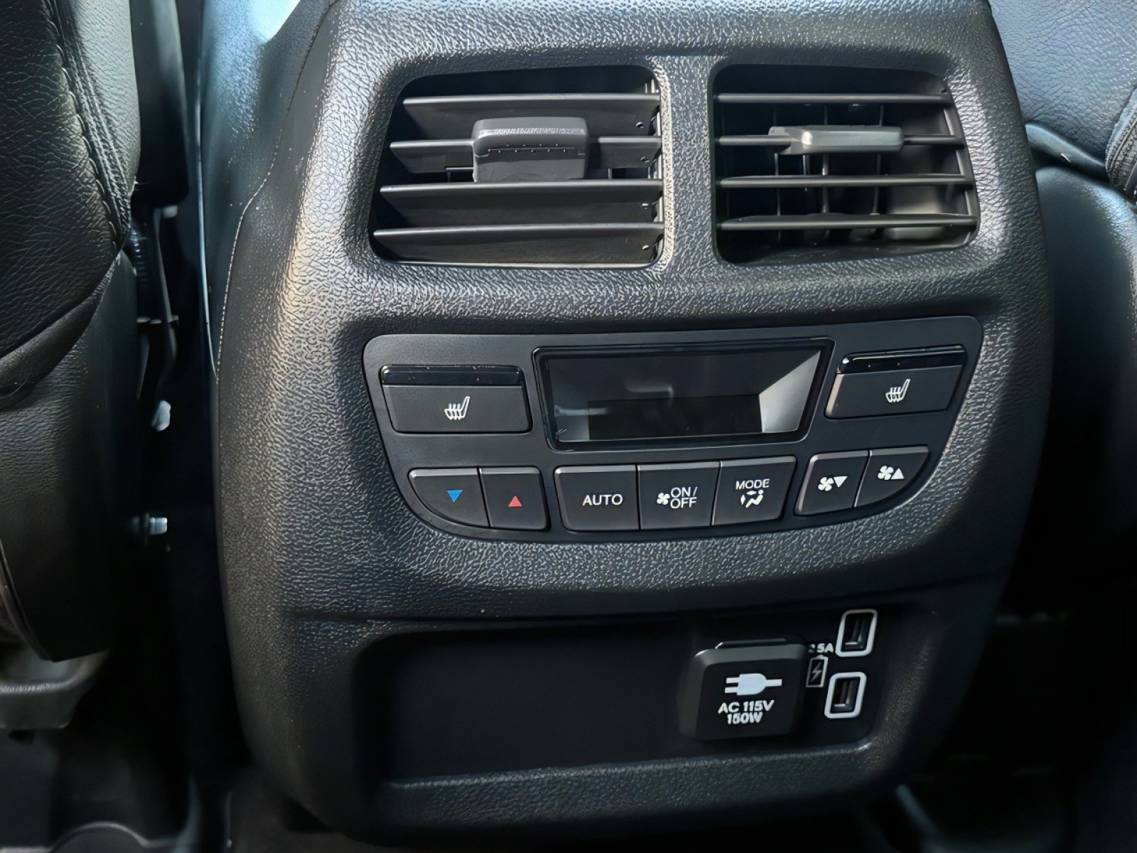 Used 2022 Honda Passport Elite image 17