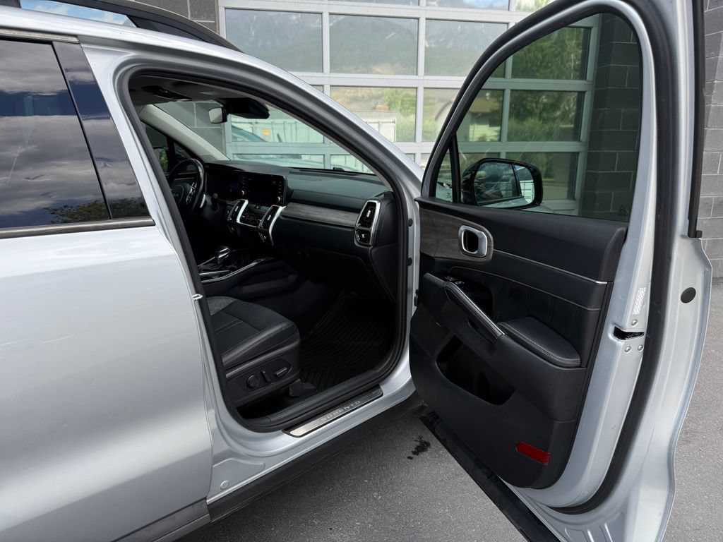 Used 2022 Kia Sorento SX Prestige AWD/4WD image 51