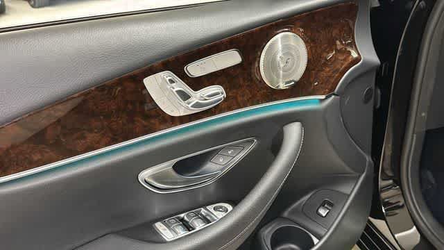 Used 2023 Mercedes-Benz E 350 4MATIC Sedan image 13