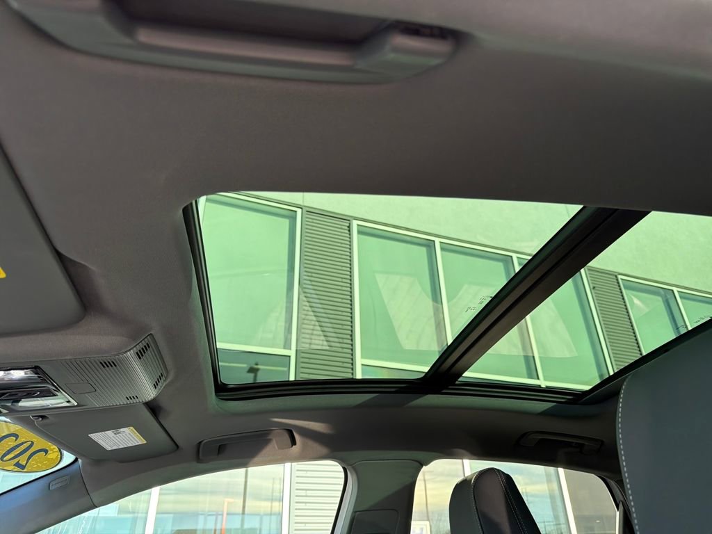 Used 2024 Audi Q4 e-tron Prestige w/ Black Optic Plus Package image 23