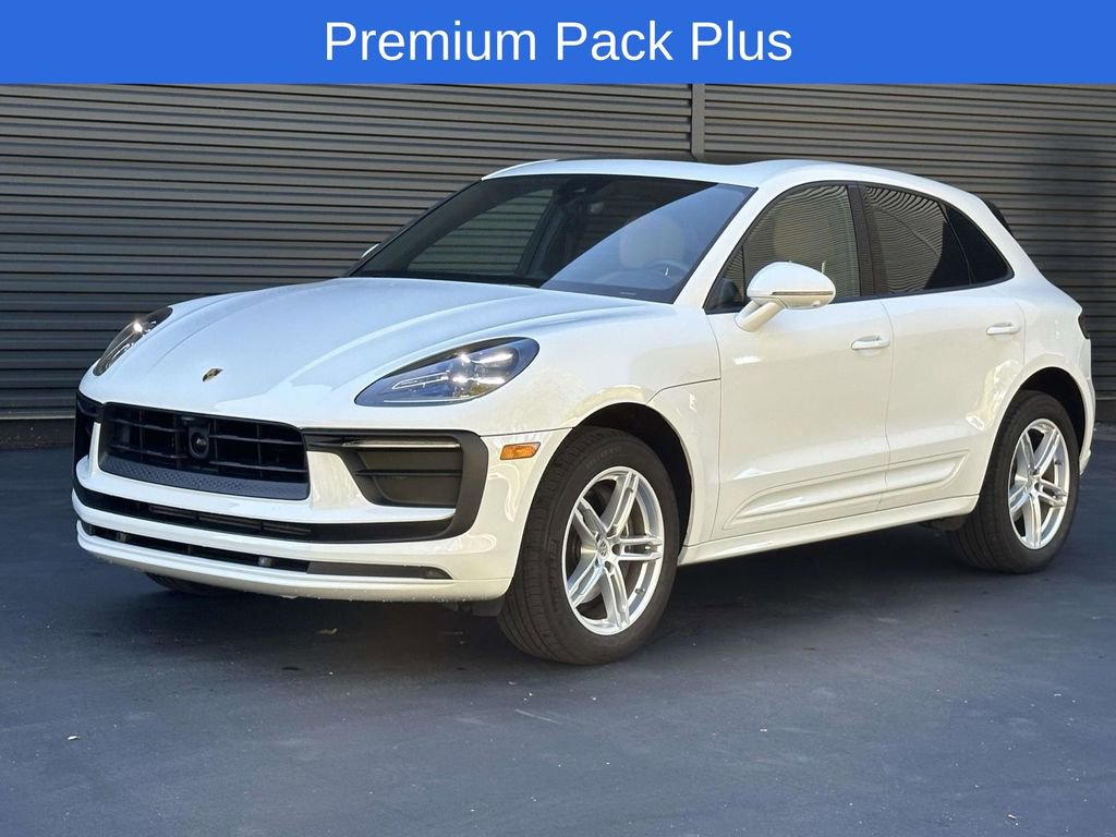 Certified 2025 Porsche Macan AWD/4WD image 1