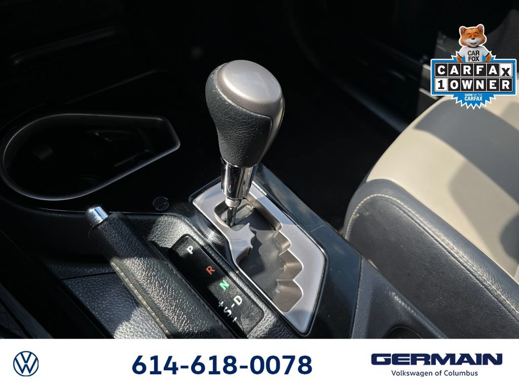 Used 2018 Toyota RAV4 Limited AWD/4WD image 29