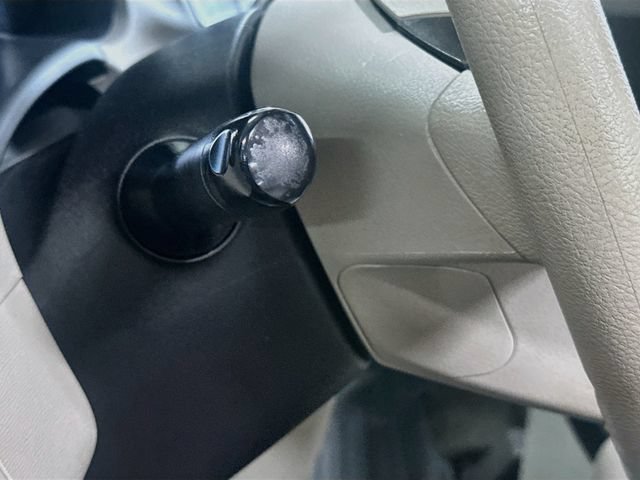 Used 2014 Toyota Sienna LE FWD image 11