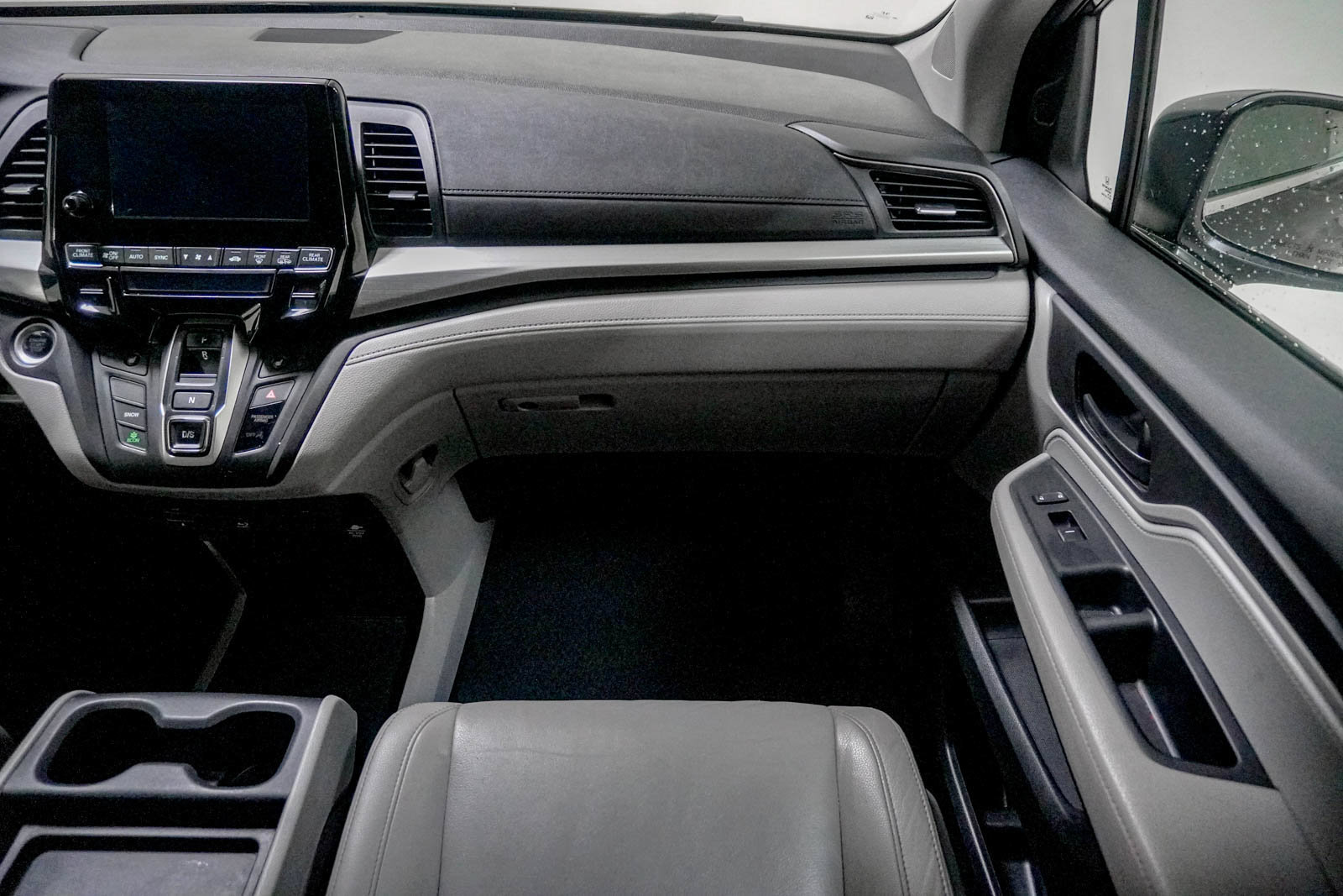 Used 2018 Honda Odyssey EX-L image 32
