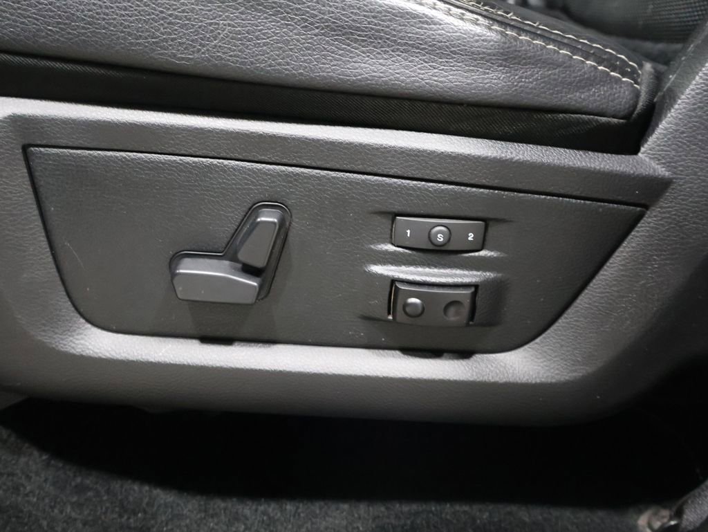 Used 2017 RAM 2500 Laramie w/ Protection Group image 12