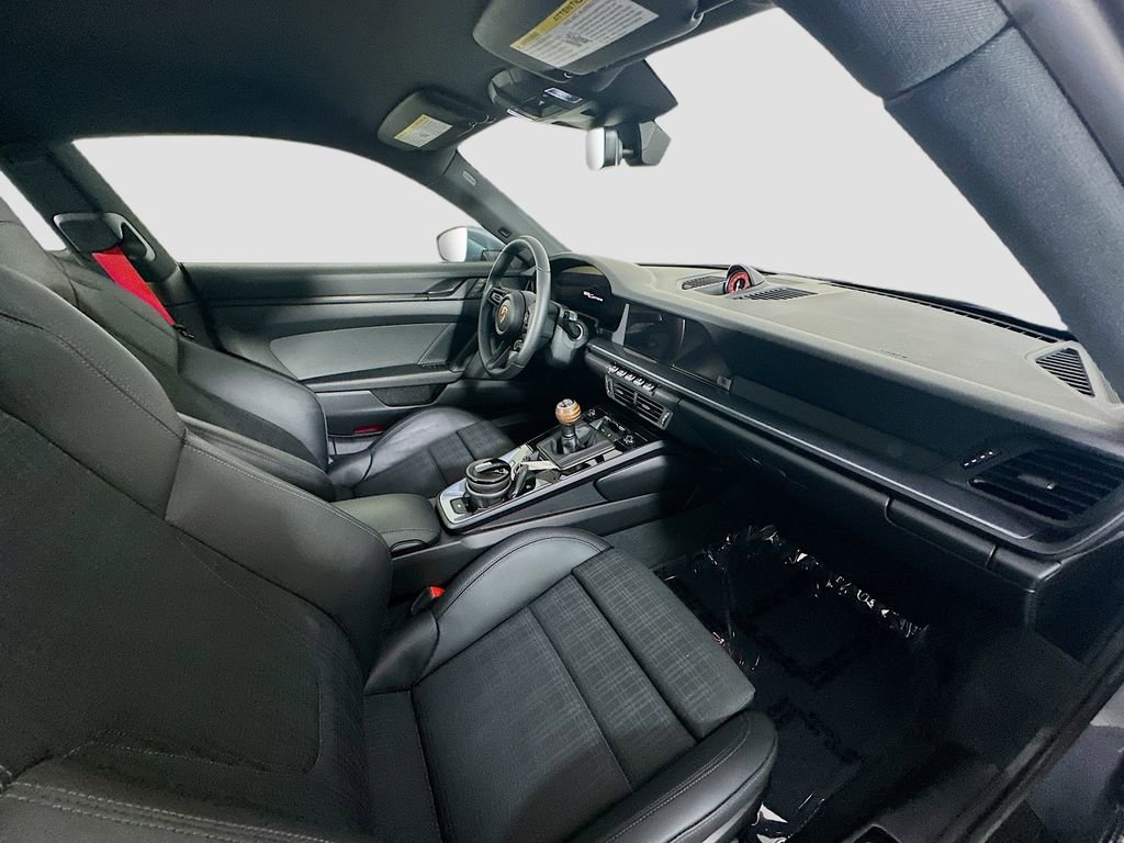 Used 2025 Porsche 911 Carrera T image 26