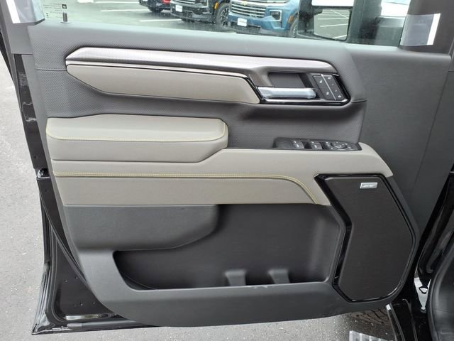 New 2026 Chevrolet Silverado 2500 ZR2 w/ LPO, Dark Essentials Package AWD/4WD image 11