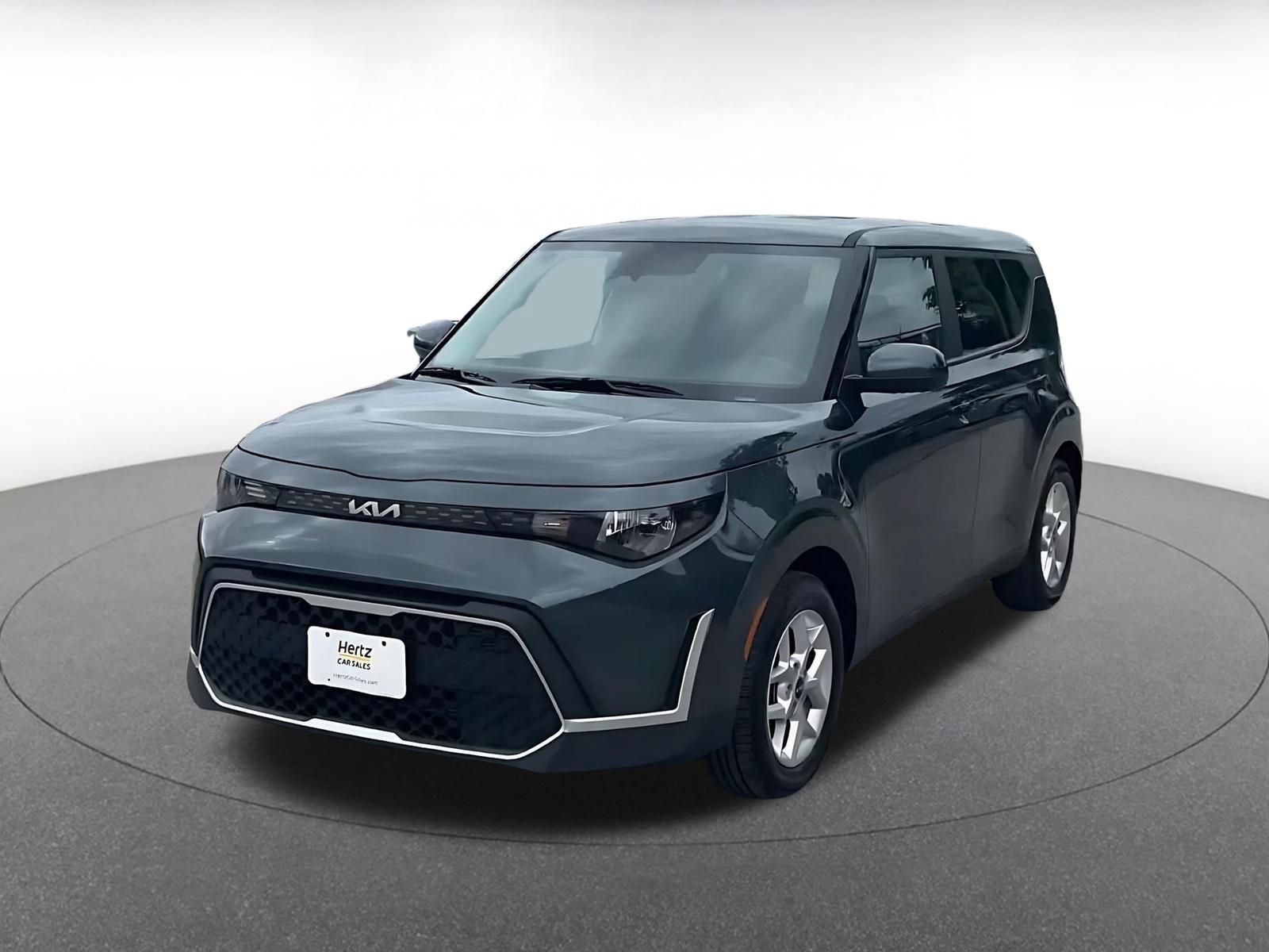 Used 2025 Kia Soul LX w/ LX Technology Package FWD image 7