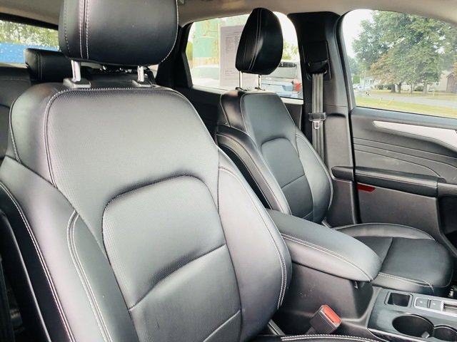 Used 2023 Ford Escape Platinum image 25