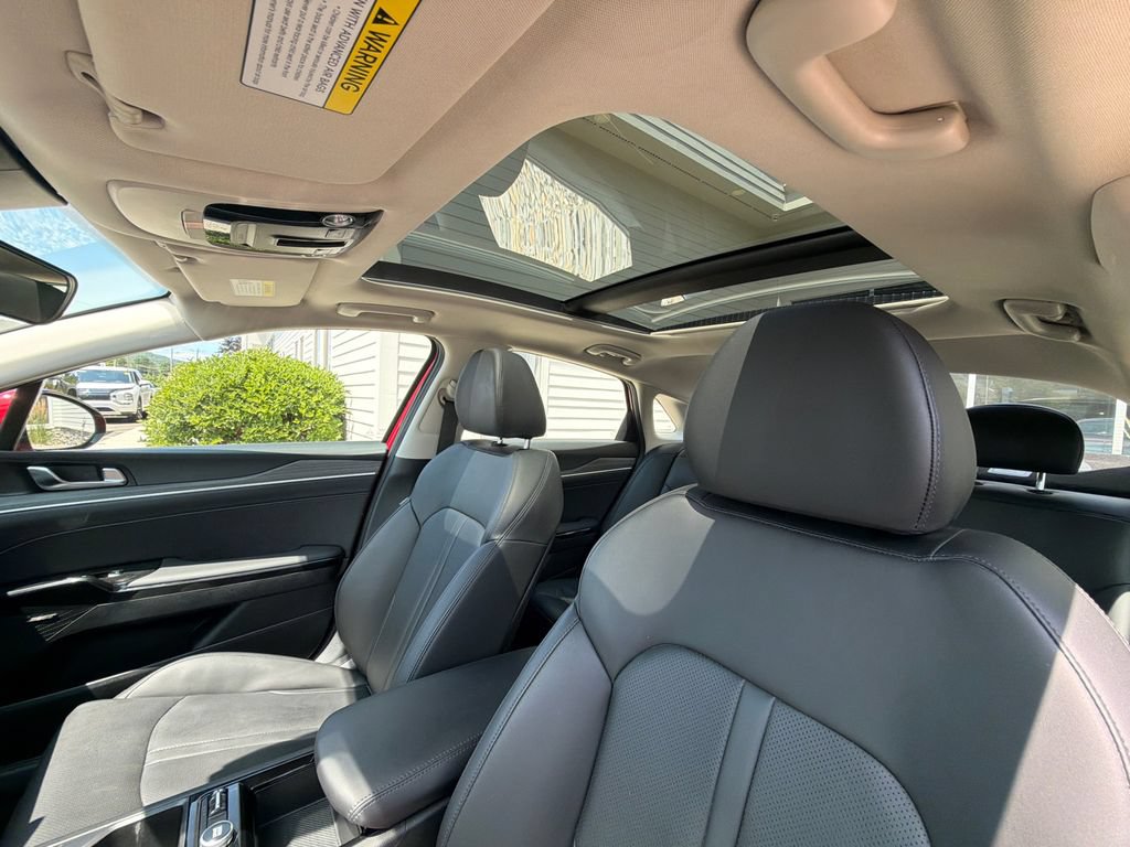 Used 2025 Kia K5 EX FWD image 35