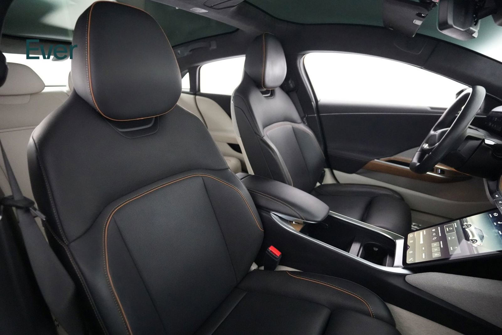 Used 2023 Lucid Air Touring image 23