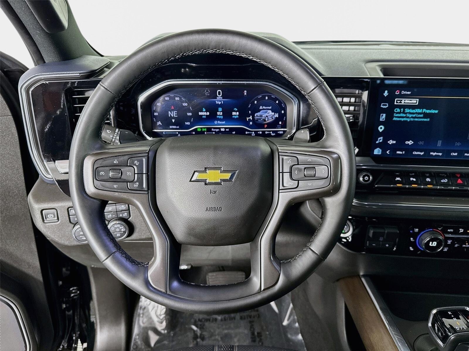 Certified 2024 Chevrolet Silverado 1500 High Country w/ High Country Premium Package AWD/4WD image 12