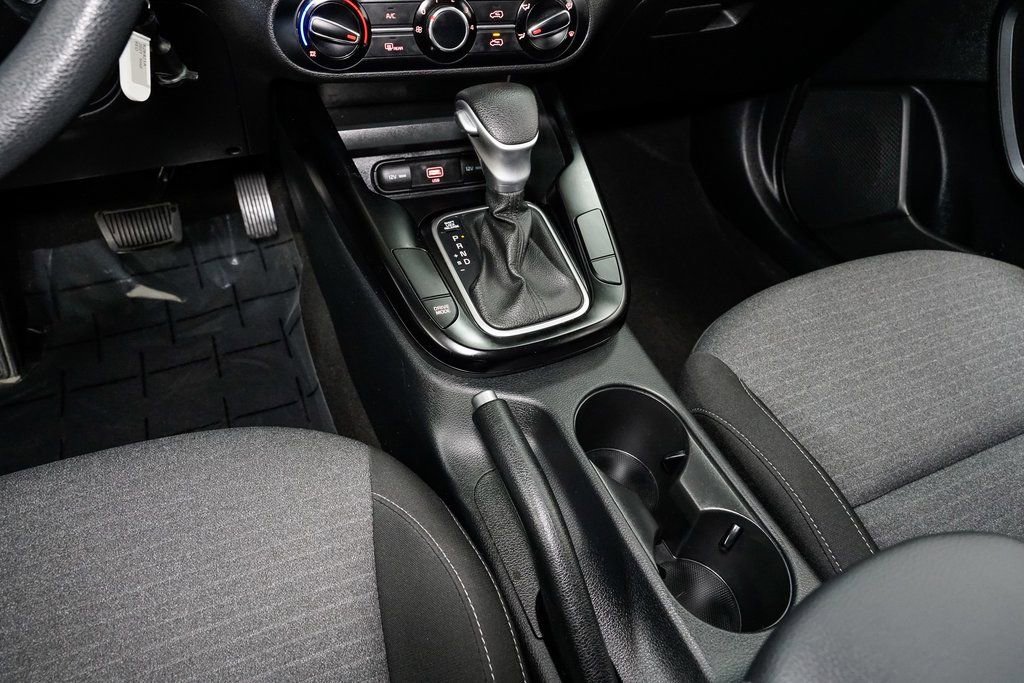 Certified 2021 Kia Soul S image 20
