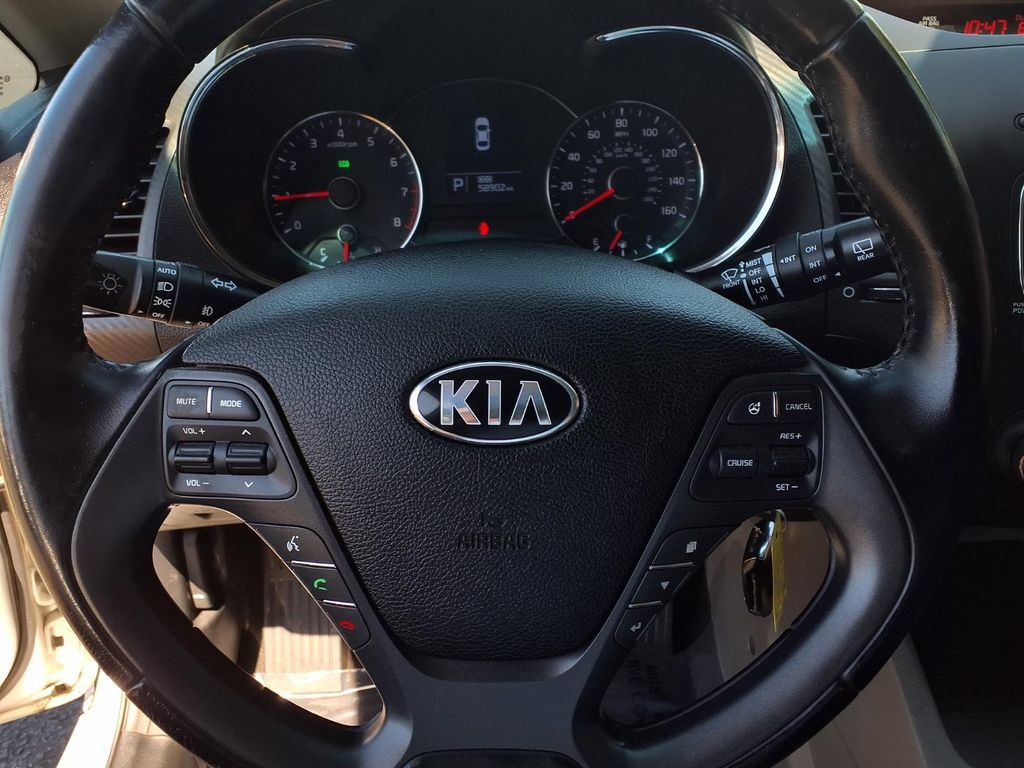 Used 2015 Kia Forte EX FWD image 12