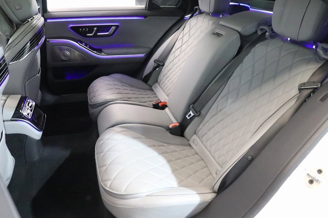 Used 2023 Mercedes-Benz S 580 4MATIC Sedan image 16