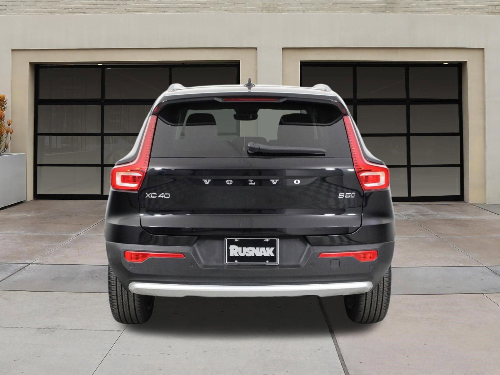 Used 2023 Volvo XC40 B5 Ultimate w/ Climate Package AWD/4WD image 5