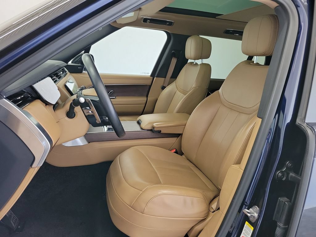 Used 2023 Land Rover Range Rover Long Wheelbase SE AWD/4WD image 22
