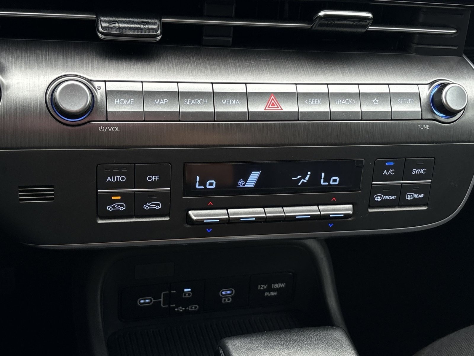 Certified 2025 Hyundai Kona SEL AWD/4WD image 21