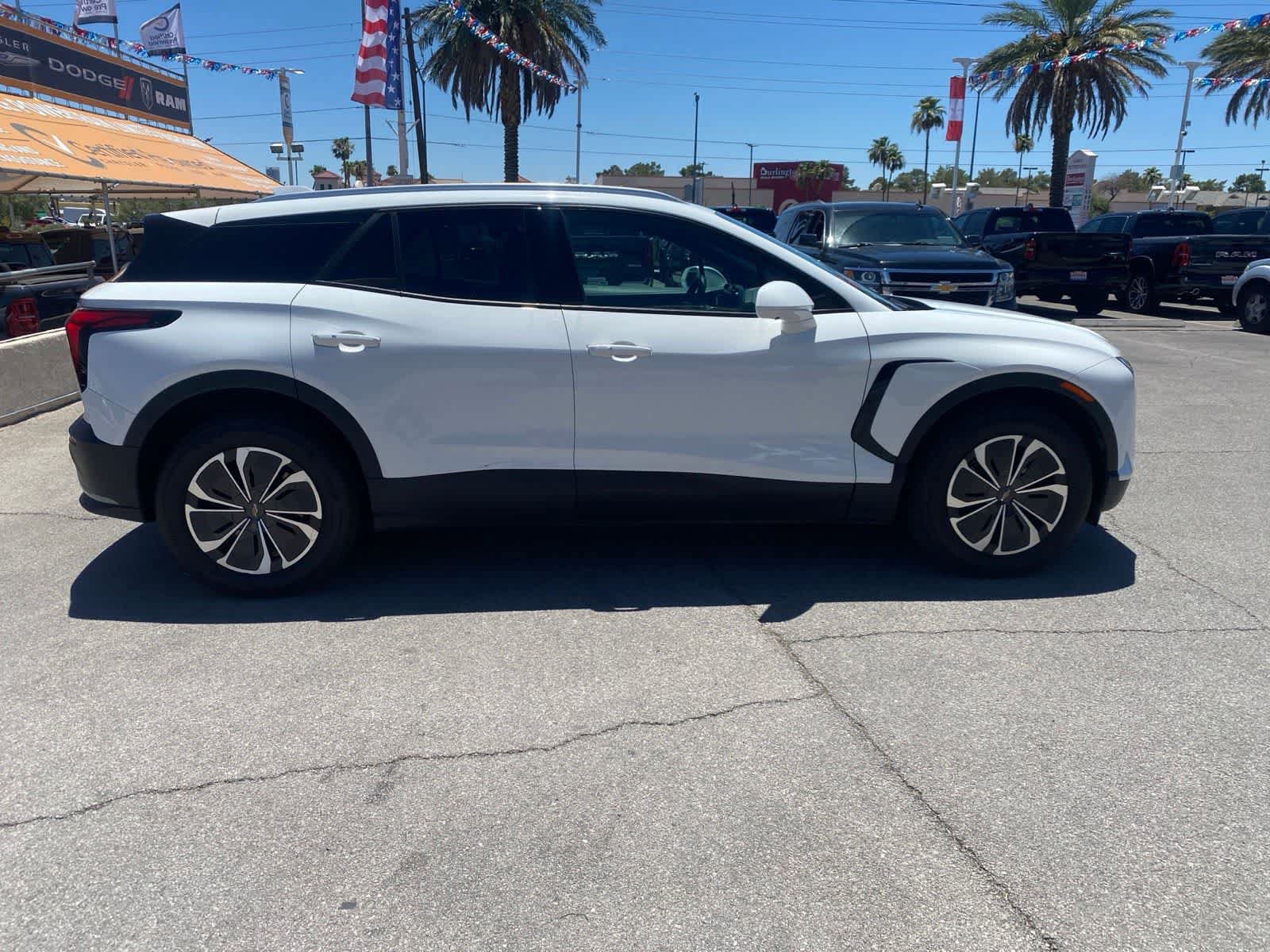 Used 2024 Chevrolet Blazer EV LT AWD/4WD image 5