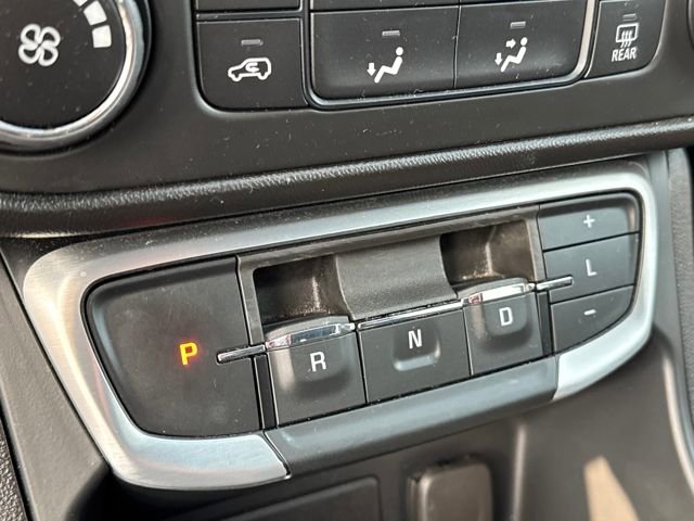 Used 2024 GMC Terrain SLE image 14