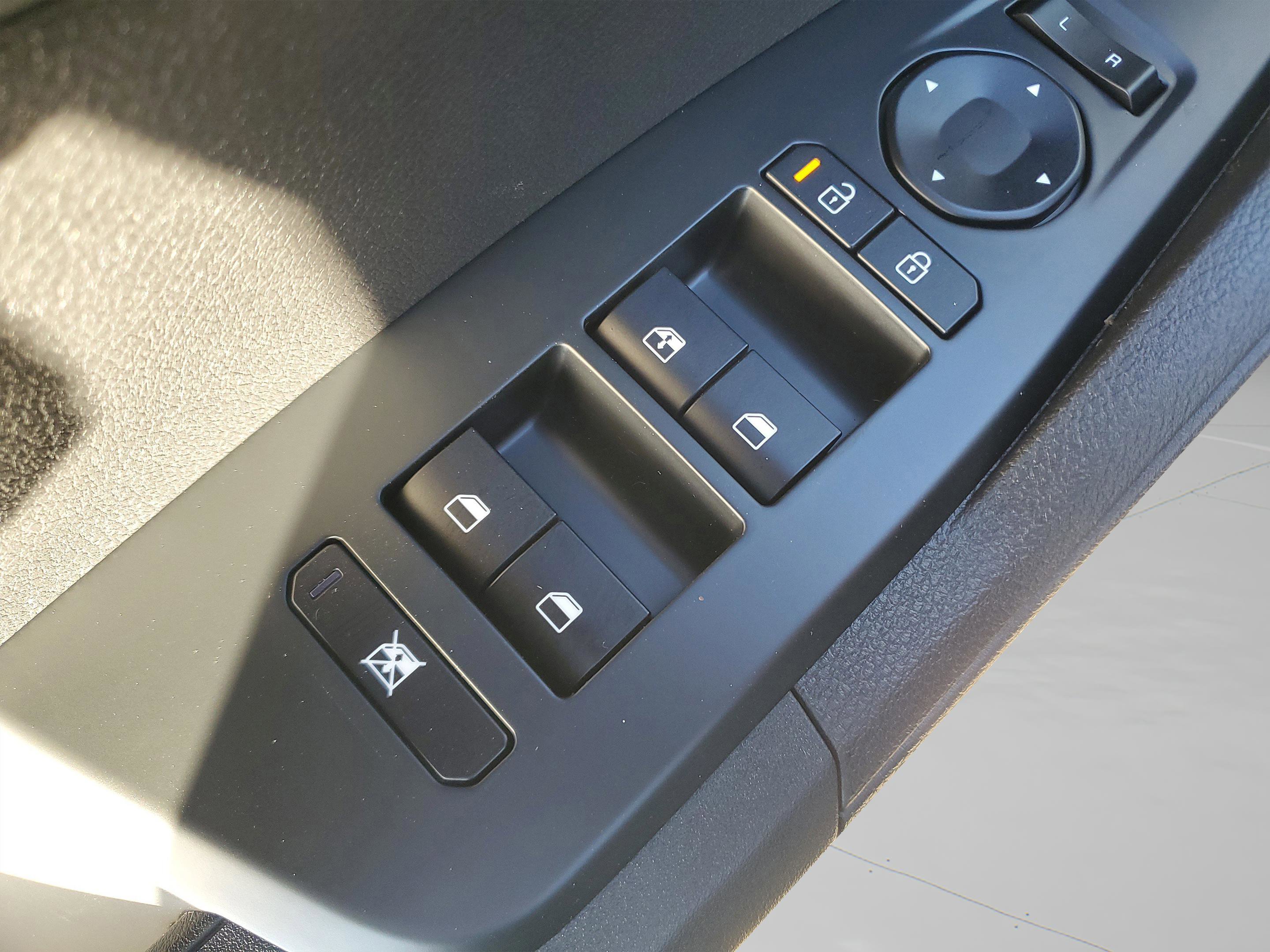 New 2026 Kia Sportage S image 19