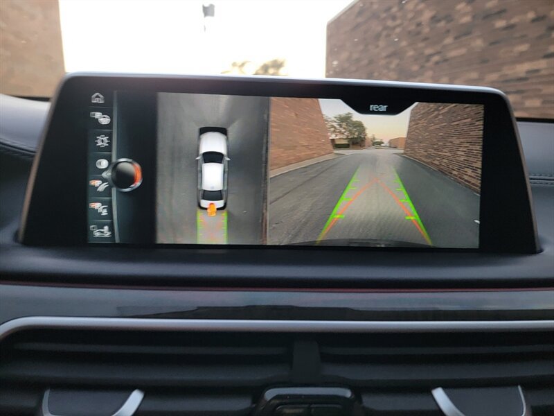 Used 2017 BMW 750Li xDrive AWD/4WD image 21