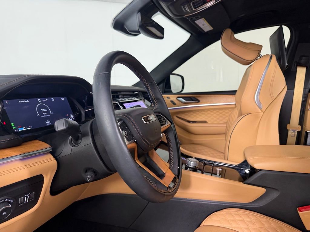 Certified 2025 Jeep Grand Cherokee L Summit AWD/4WD image 22