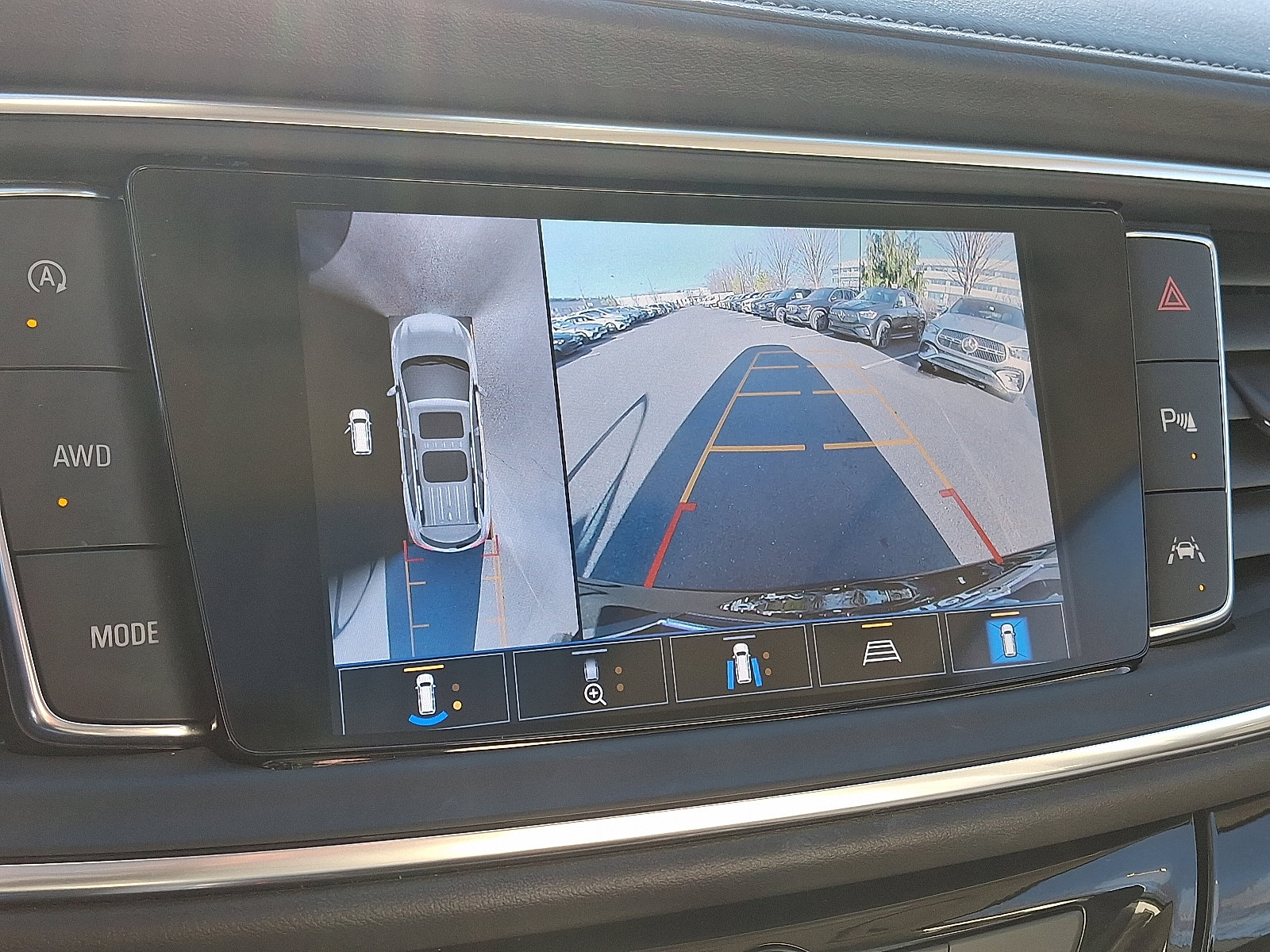 Used 2023 Buick Enclave Avenir w/ Avenir Technology Package image 19