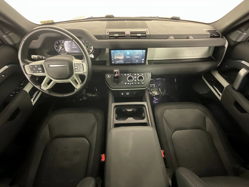 Certified 2022 Land Rover Defender 110 X-Dynamic SE image 10