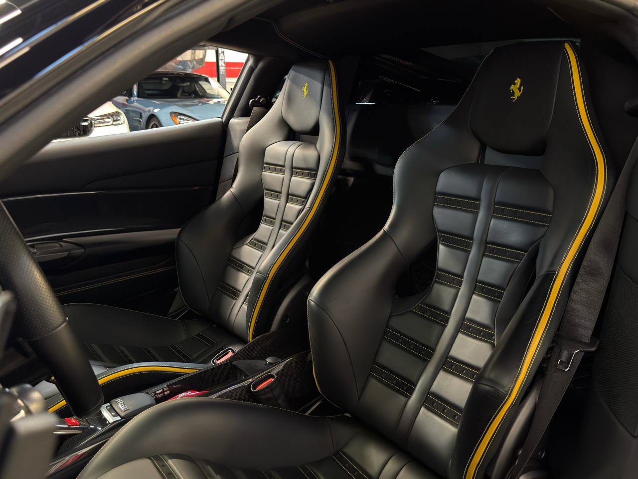 Used 2018 Ferrari 488 GTB RWD image 25