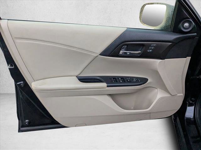 Used 2015 Honda Accord EX-L image 13