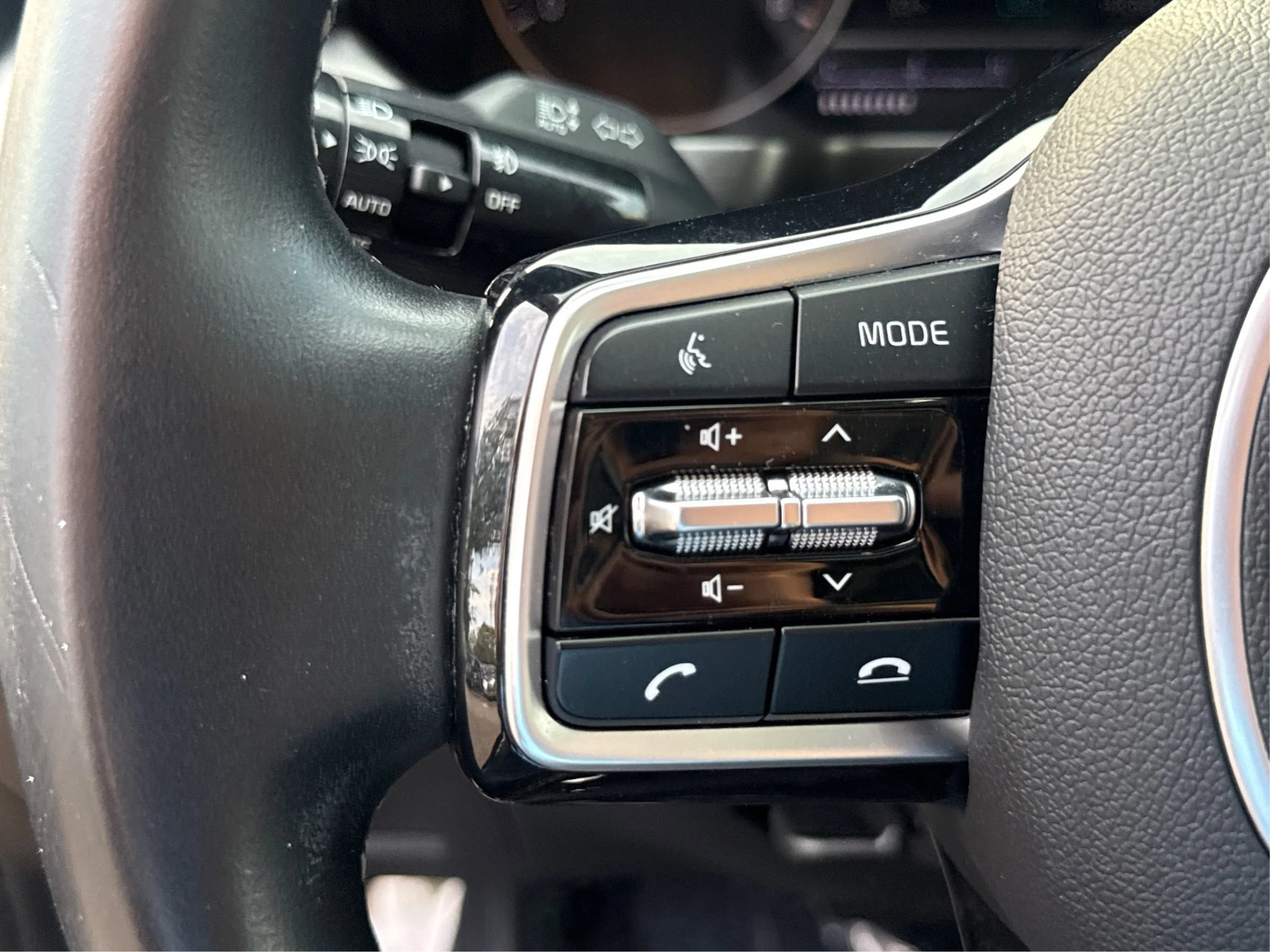 Used 2022 Kia Sorento SX AWD/4WD image 36