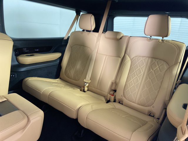Used 2025 Jeep Grand Wagoneer L Series III w/ Rear Seat Video Group 1 AWD/4WD image 38