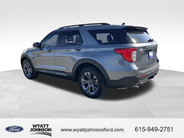 Used 2023 Ford Explorer XLT w/ Equipment Group 202A image 6