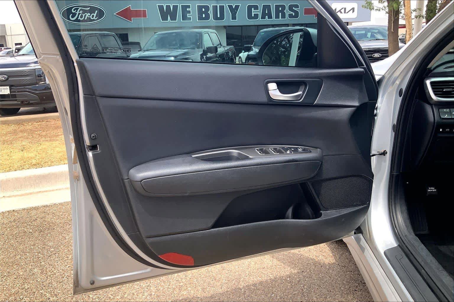 Used 2020 Kia Optima LX FWD image 22