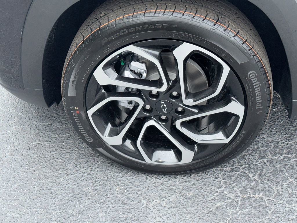 New 2026 Chevrolet Trax RS w/ Driver Confidence Package FWD image 12