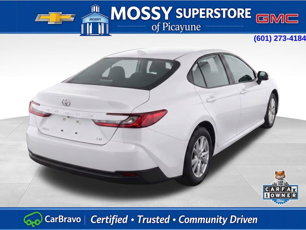 Used 2025 Toyota Camry LE FWD image 3