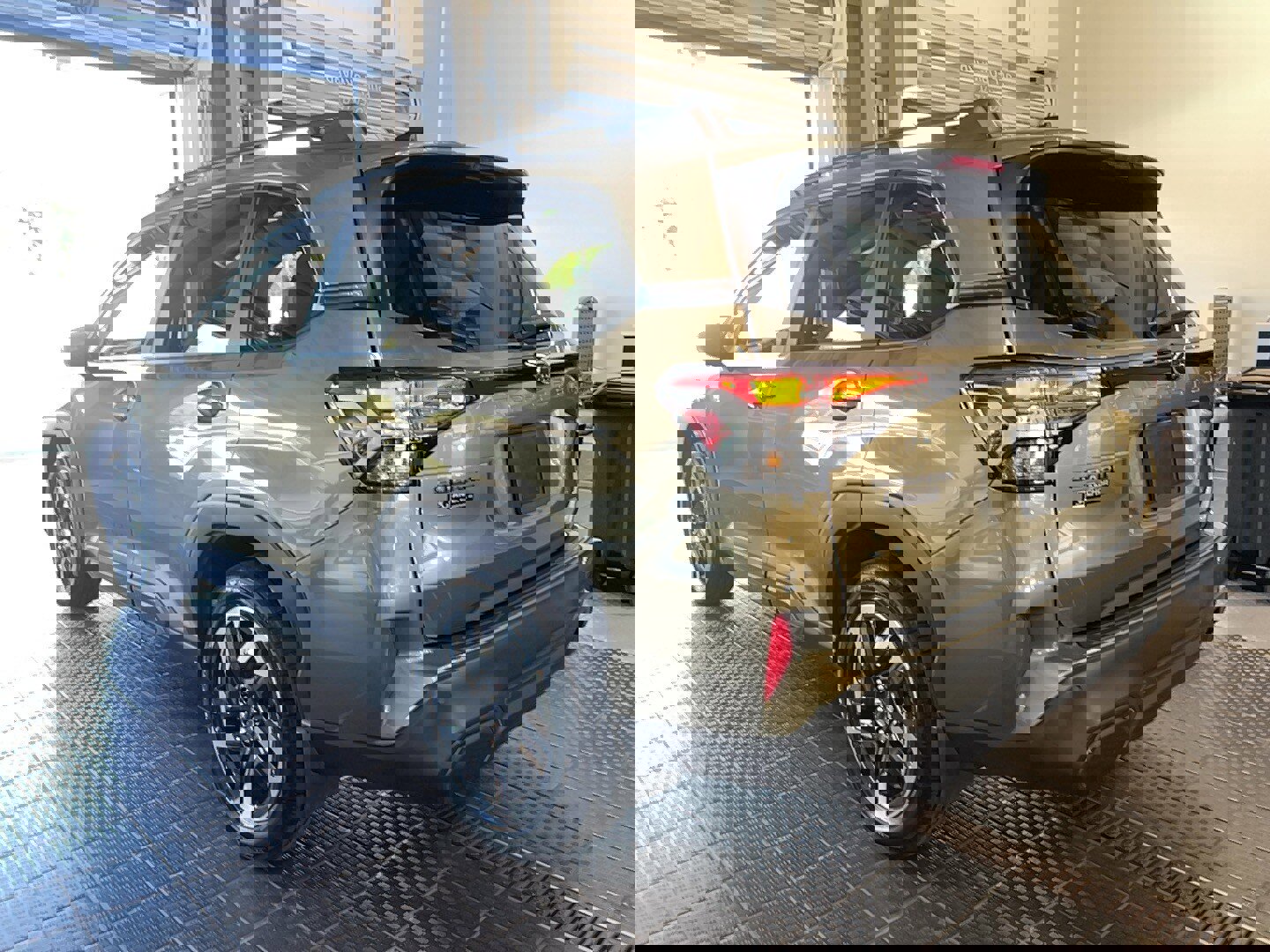 Used 2025 Subaru Forester Limited image 21