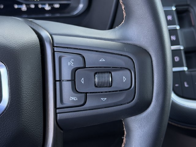 Used 2023 GMC Yukon XL AT4 w/ AT4 Premium Package AWD/4WD image 19