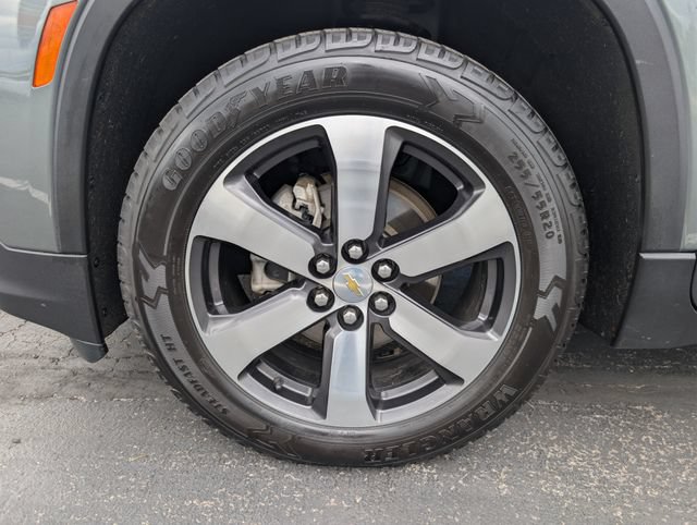Used 2023 Chevrolet Traverse LT w/ LT Premium Package FWD image 31