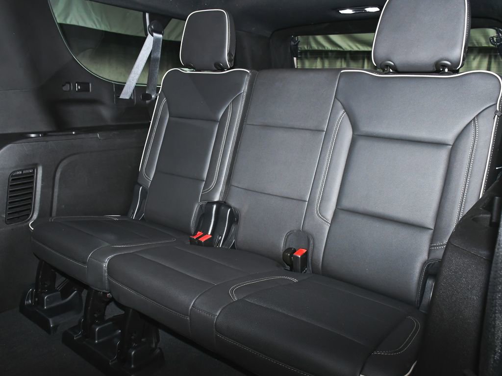 Used 2023 GMC Yukon XL SLT w/ SLT Premium Package image 49
