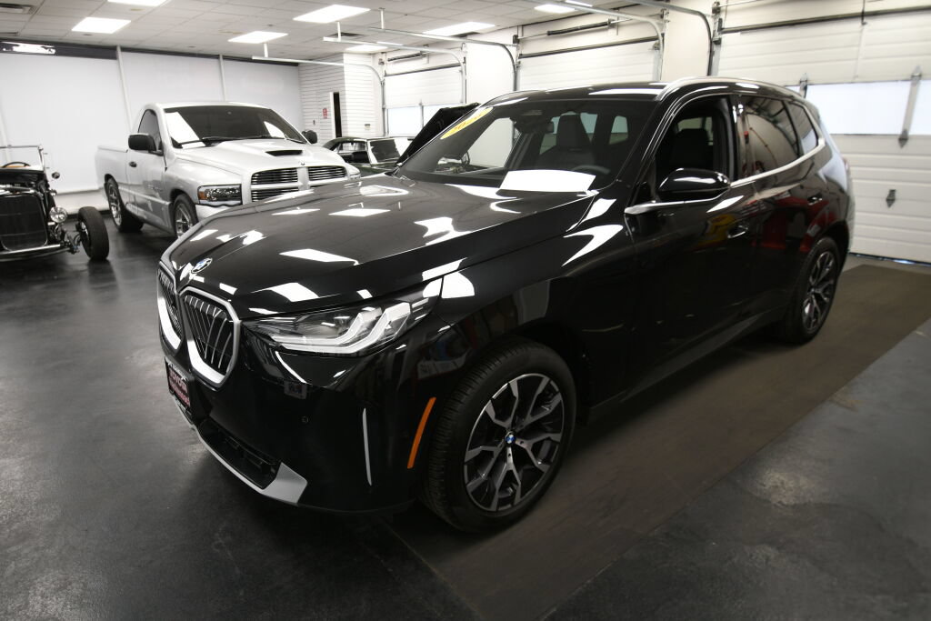 Used 2026 BMW X3 xDrive30i AWD/4WD image 3